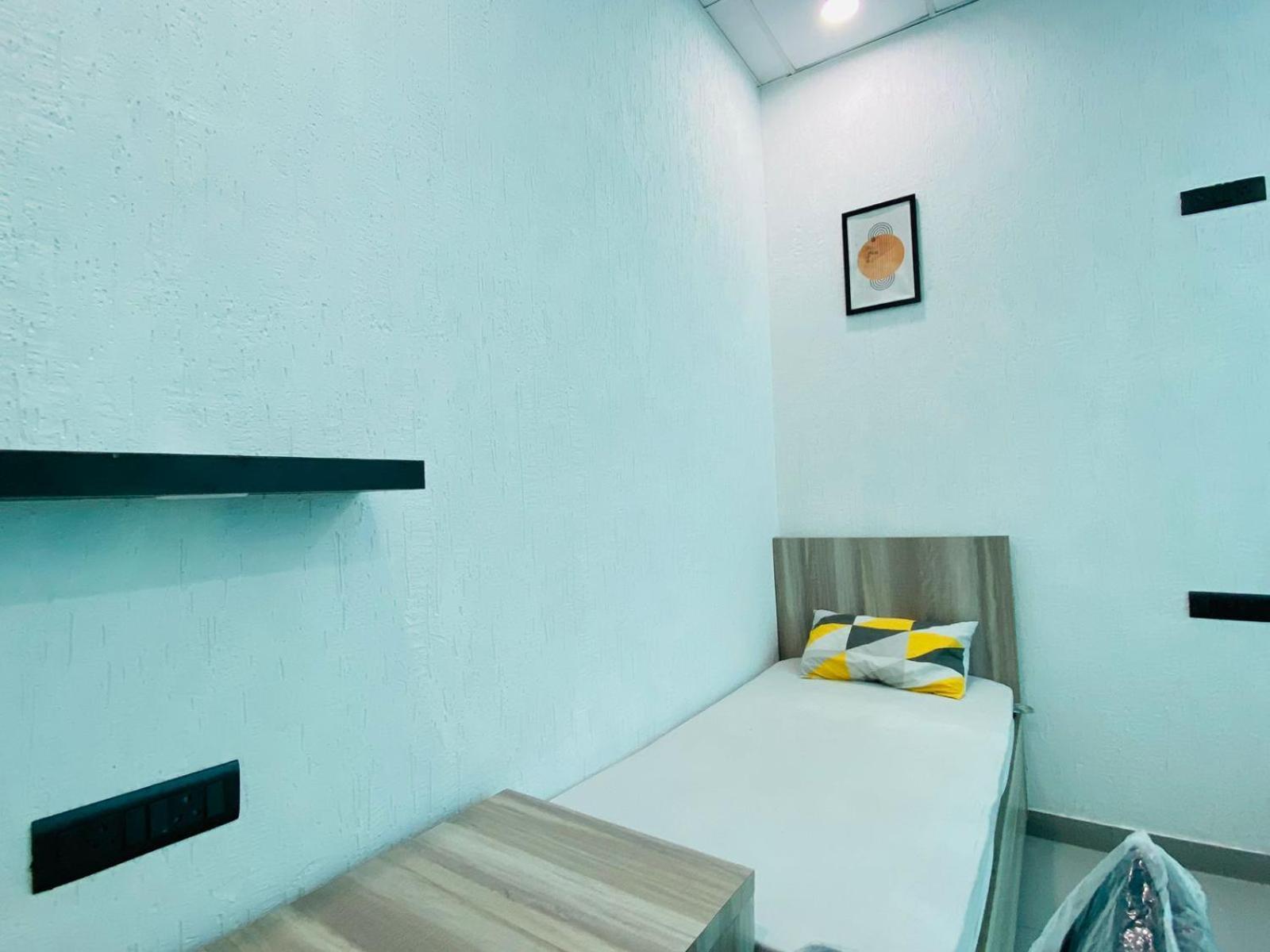 Abuzz Oxfordcaps Imperial Heights Mussoorie Dehradun Hostel Ngoại thất bức ảnh